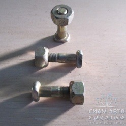 Шпилька колесная пер левая с гайкой М20х84 230001020 XMQ6800 (40682) Шпилька колесная пер левая с гайкой М20х84 230001020 XMQ6800 (40682)